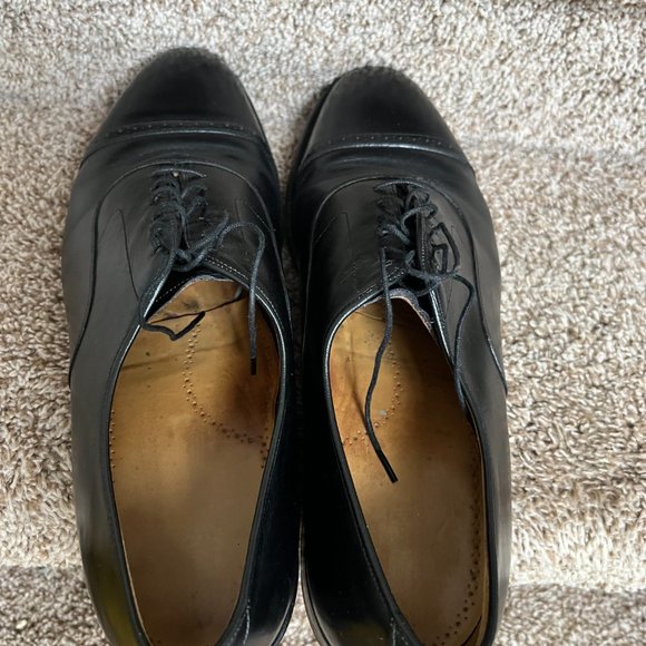 Johnston & Murphy Men\'s Black Leather Oxfords. main image 15